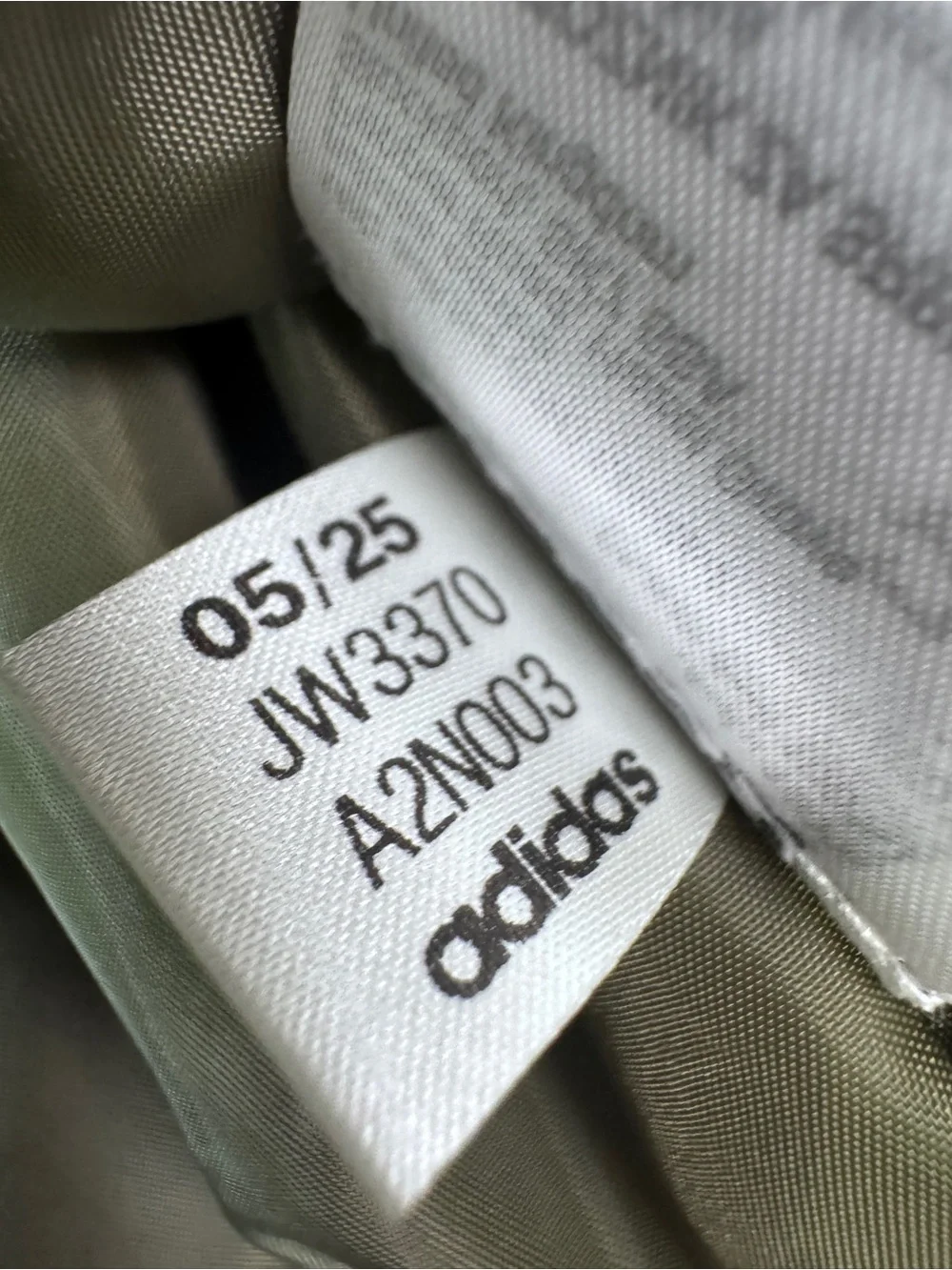 Adidas ClimaWarm Men’s 2XL Olive Green Insulated Full Zip Vest NWT